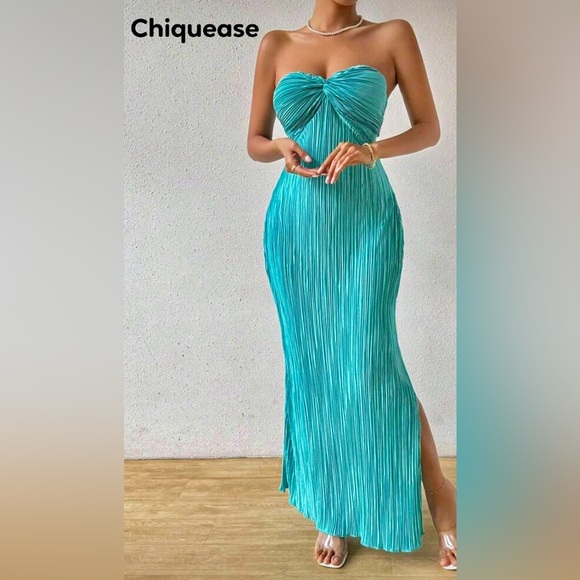 SHEIN Dresses & Skirts - NWOT SHEIN Chiquease Strapless Turquoise Pleated Dress